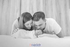 Calgary-Newborn-Photographer-Lifestyle-in-home-session-4505