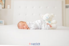 Calgary-Newborn-Photographer-Lifestyle-in-home-session-8985